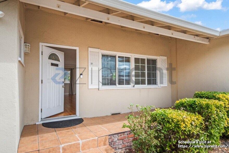 Building Photo - 8367 Cavalier Ln