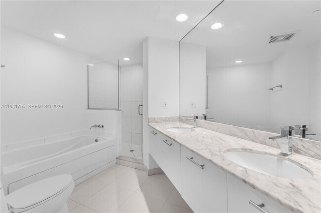 Building Photo - 55 SE 6th St