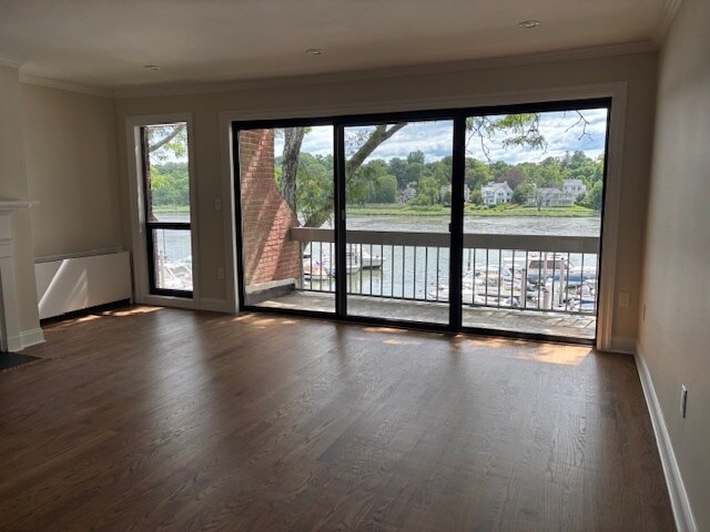 Living Room - 15 River Rd