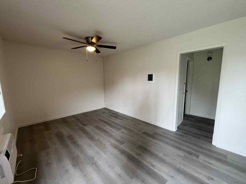 Building Photo - 840-840 S Orange Ave