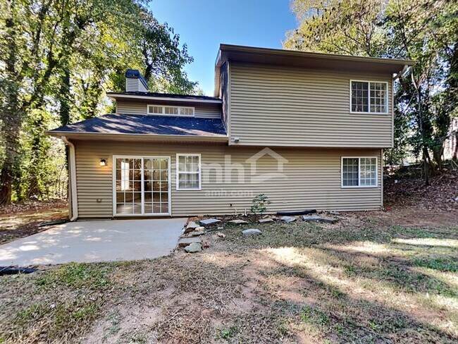 Building Photo - 1815 Bernice Dr