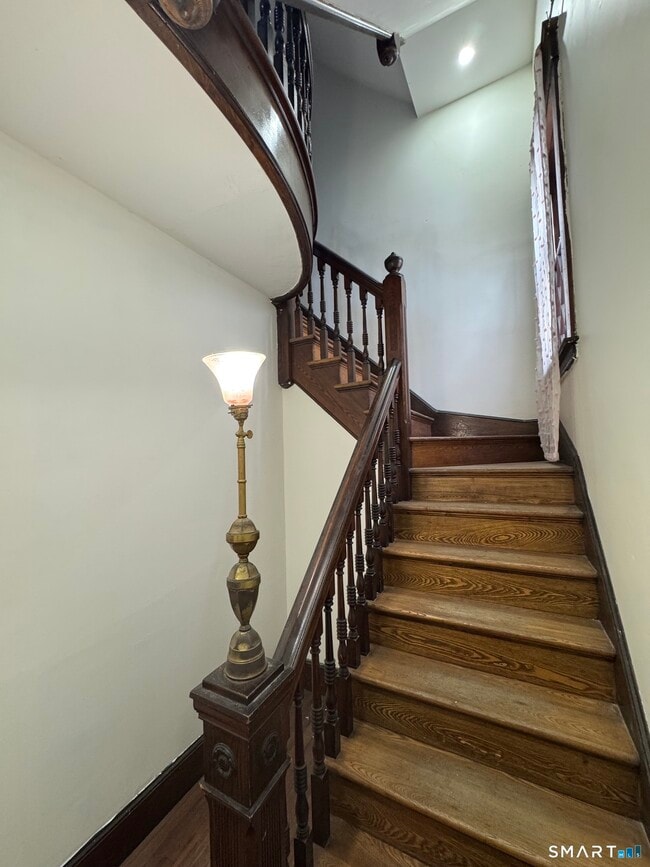 Building Photo - 38 Brownell St