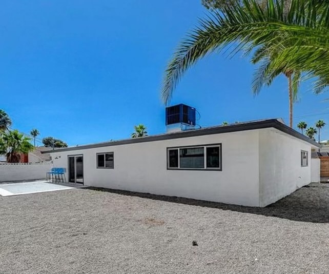 Building Photo - 1662 Sombrero Dr