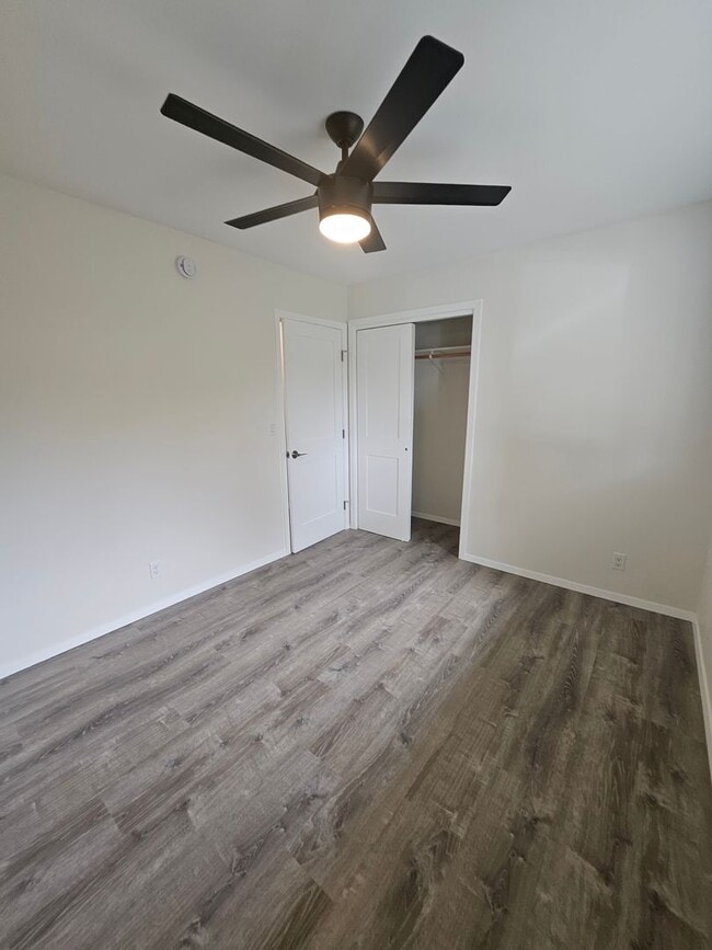 Building Photo - Beautiful NEW 3 Bedroom 2 Bath Home off South Kulani