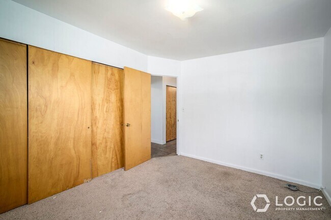 Building Photo - 783 E 1400 S