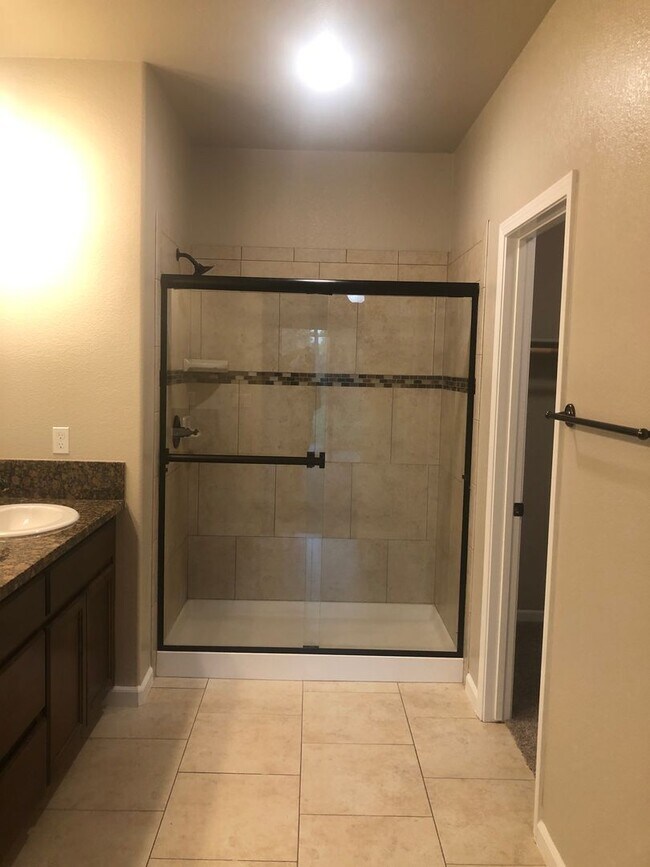 Building Photo - 4 Bedroom 2, Bath, 1900 sft. Ione Home for Lease.