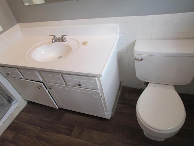 Building Photo - 8705 Countryshire Lane - Unit #1