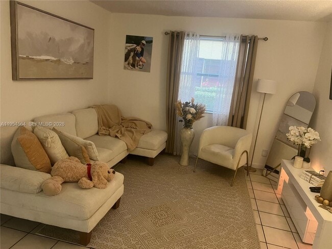 Building Photo - 526 NW 114th Ave