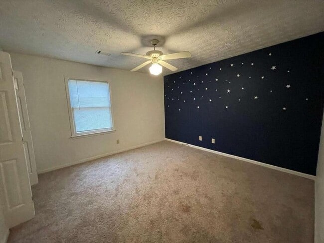 Building Photo - 2273 Windland Dr