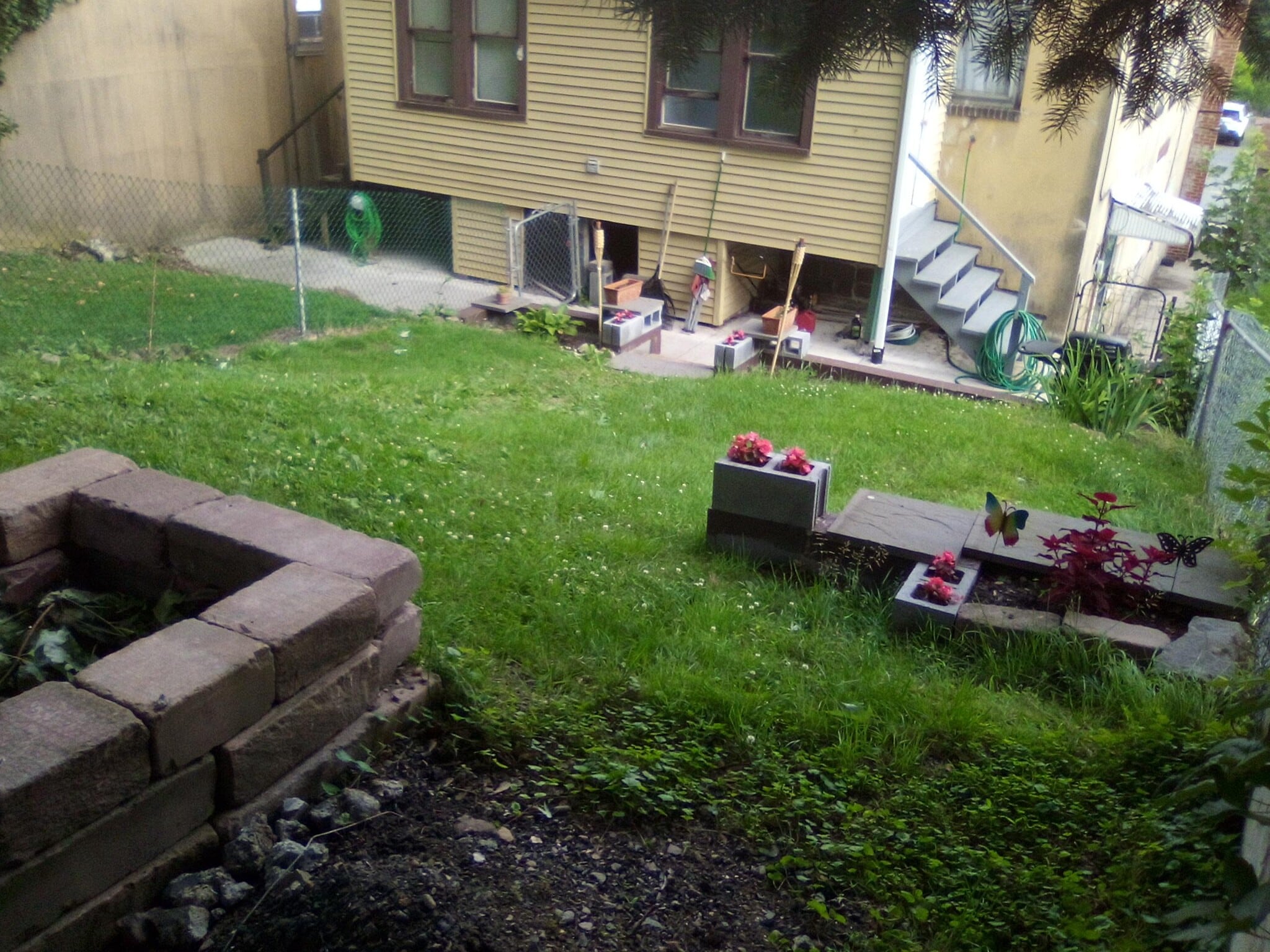 Shared yard - 44 E Bacon St