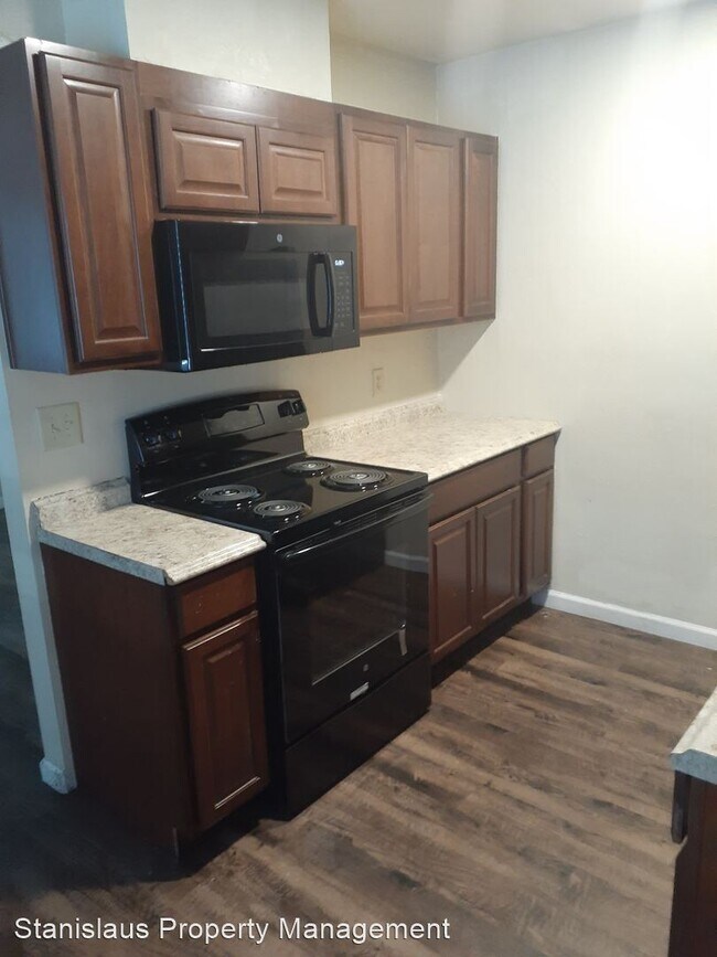 Building Photo - 150 E Orangeburg Ave