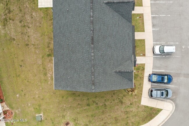 Building Photo - 63 Outrigger Dr