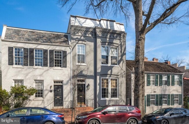 Building Photo - 509 Duke St