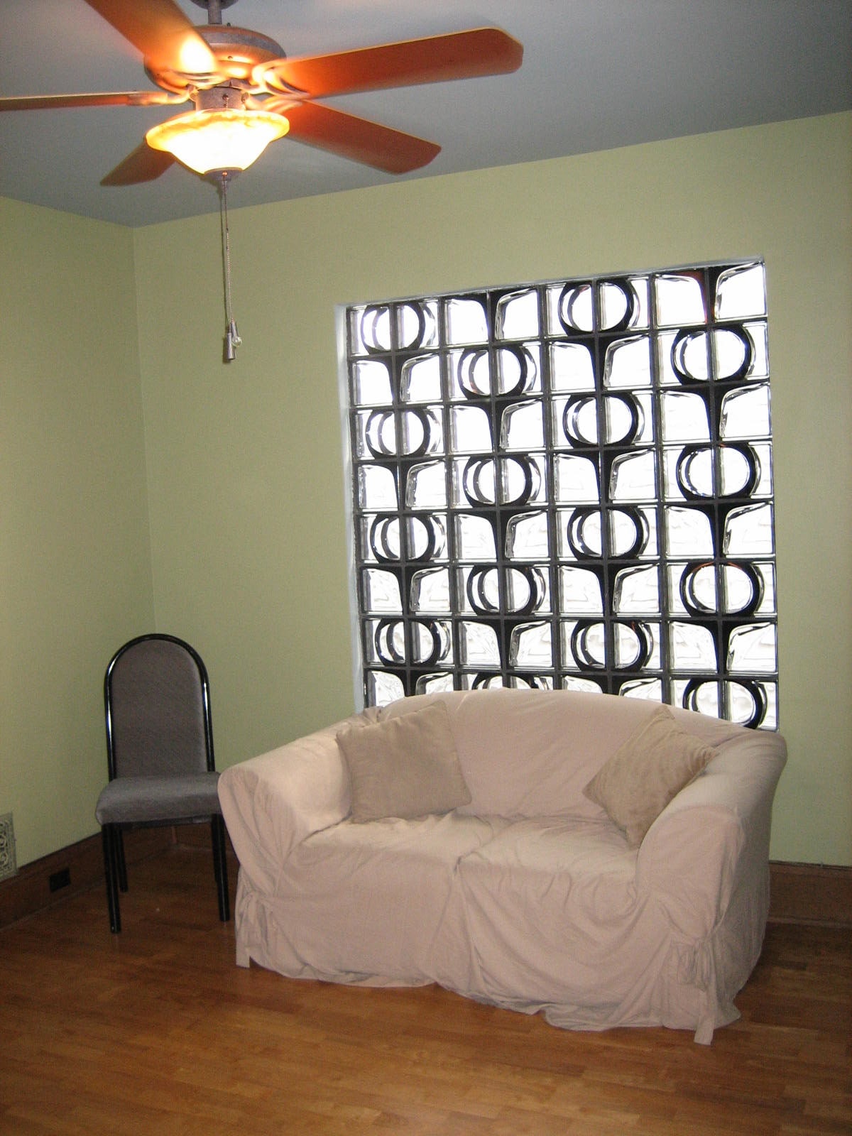 Building Photo - 719 Savannah Ave