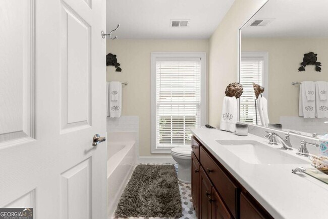 Building Photo - 2507 Terrace View NW