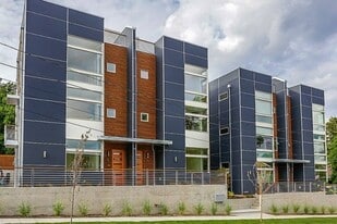 Building Photo - 2118 E James St