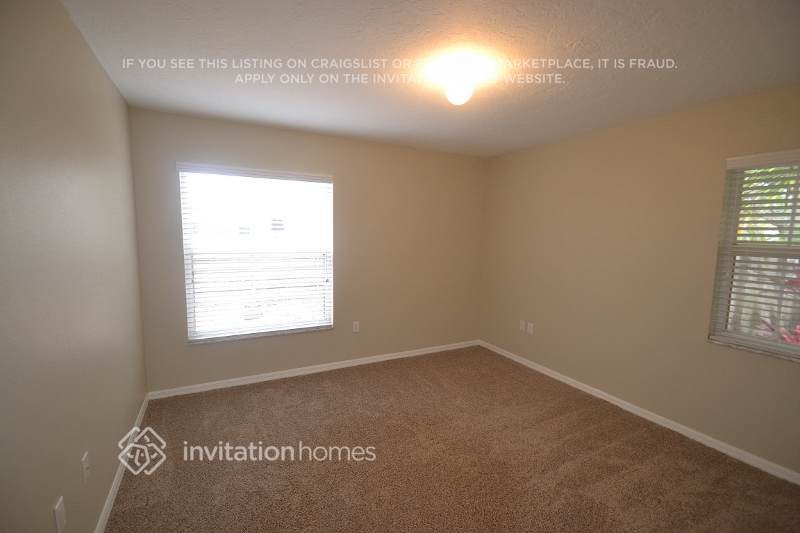 Building Photo - 4495 Diamond Cir E