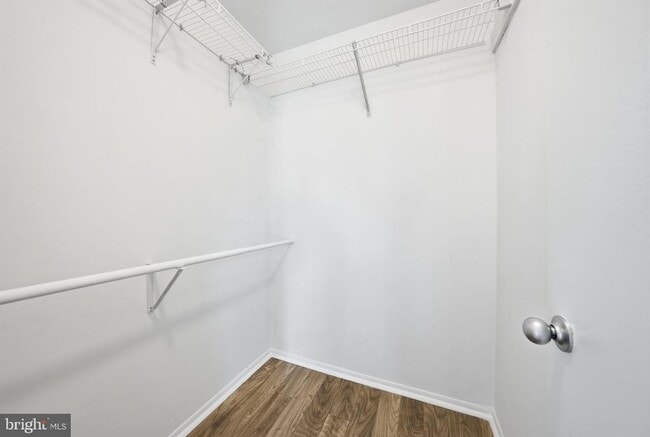 Building Photo - 1703 Ascot Way