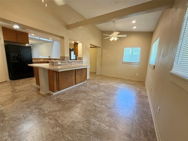 Building Photo - 13323 Wells River Dr