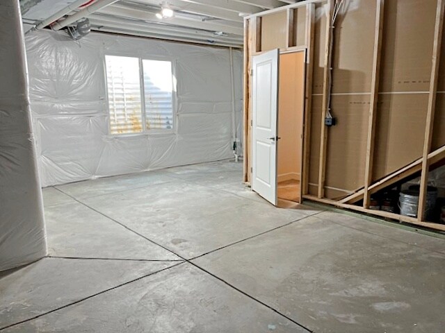 Building Photo - 5919 Denys Dr.