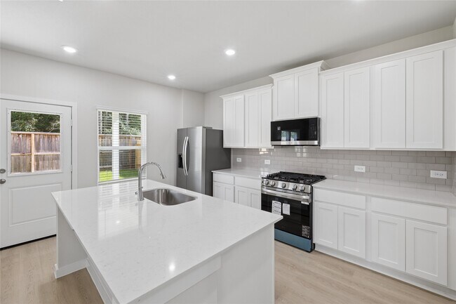 Building Photo - 7942 Alset Dr