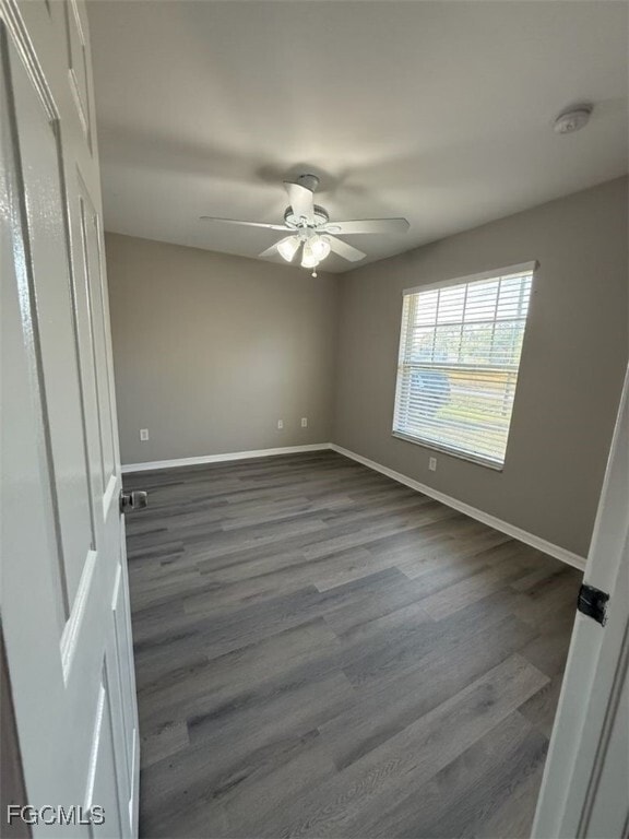 Building Photo - 2415 Herb Ave S