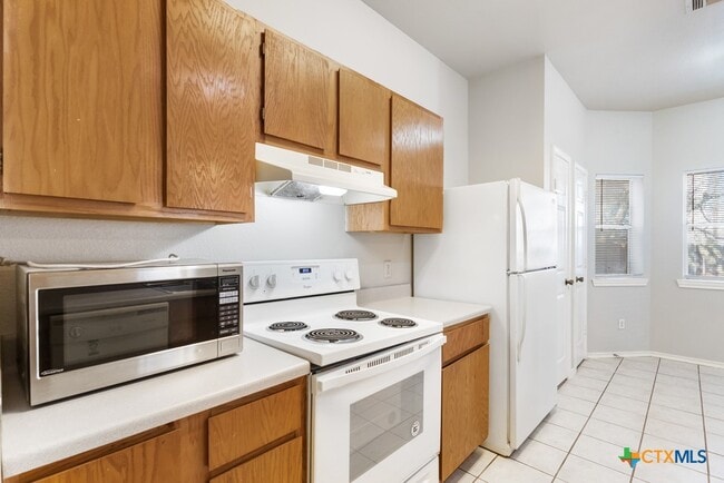 Building Photo - 832 Sagewood Trail