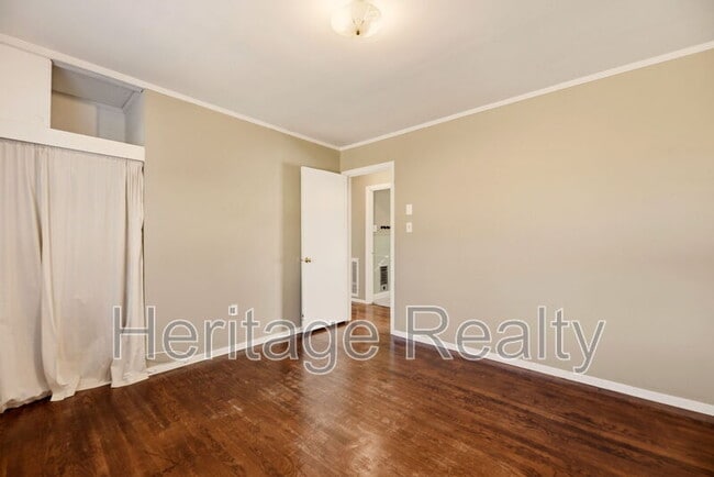 Building Photo - 1309 Huntington Rd SW