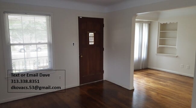 Building Photo - 3734 Roosevelt St