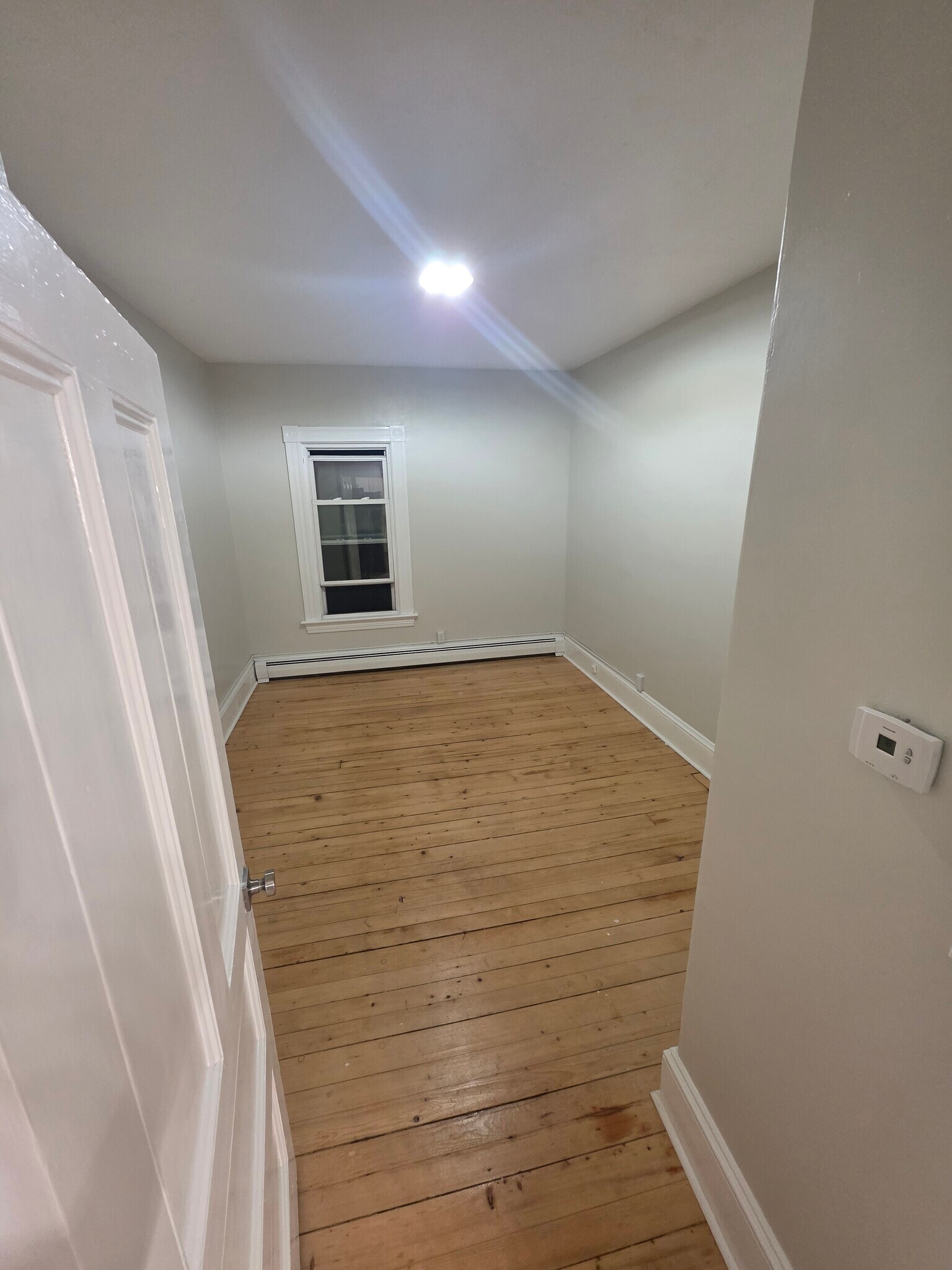 Building Photo - 533 Hanover St