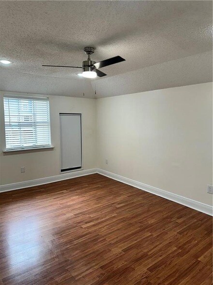 Building Photo - 2500 Houma Blvd