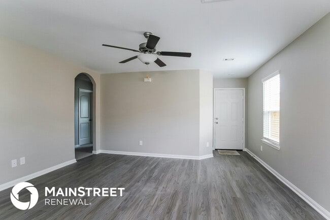 Building Photo - 26420 Richter Dr