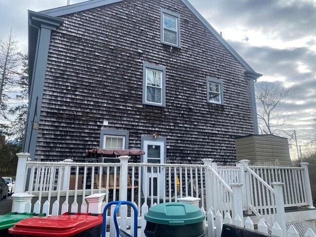 Building Photo - 793 Gifford Rd