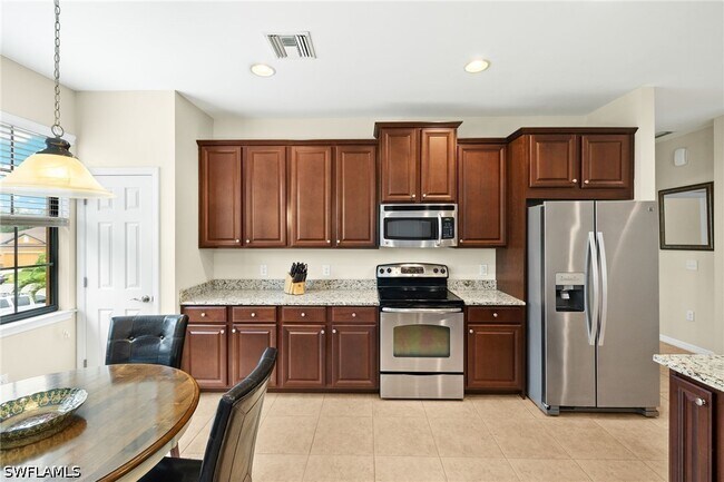 Building Photo - 3742 Pino Vista Way