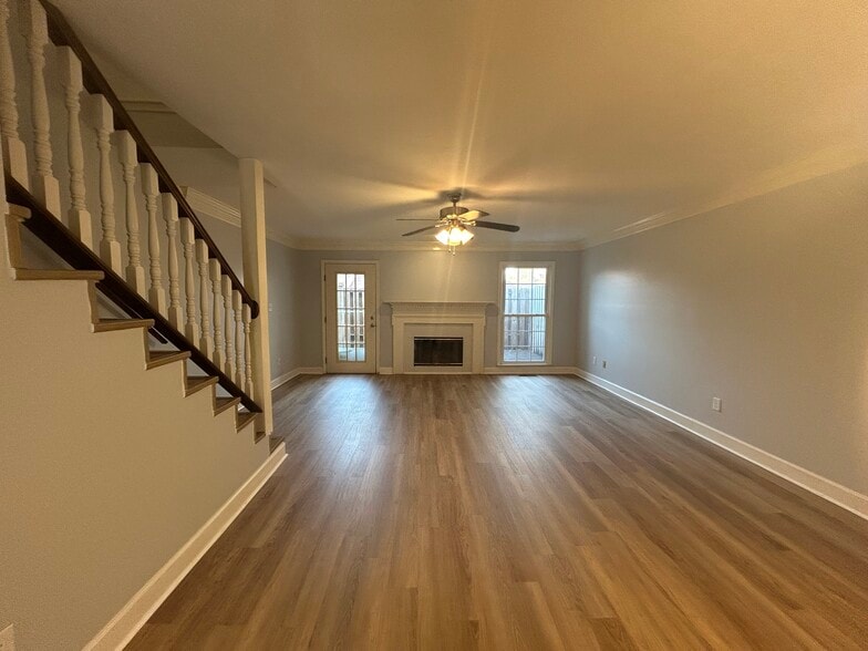 Building Photo - 1212 Chason Dr