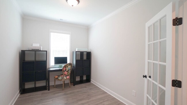 Building Photo - 329 Sparrow Rdg Dr