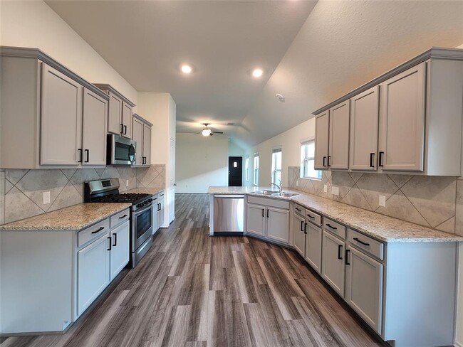 Building Photo - 25702 Royal Catchfly Rd