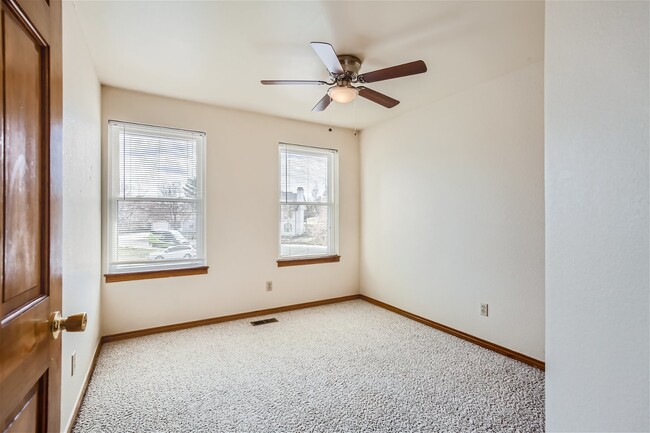 Building Photo - Beautiful Home in Summer Valley!