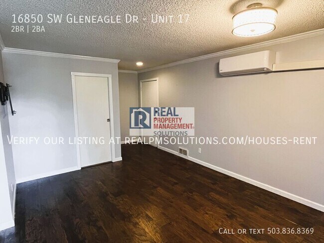 Building Photo - 16850 SW Gleneagle Dr