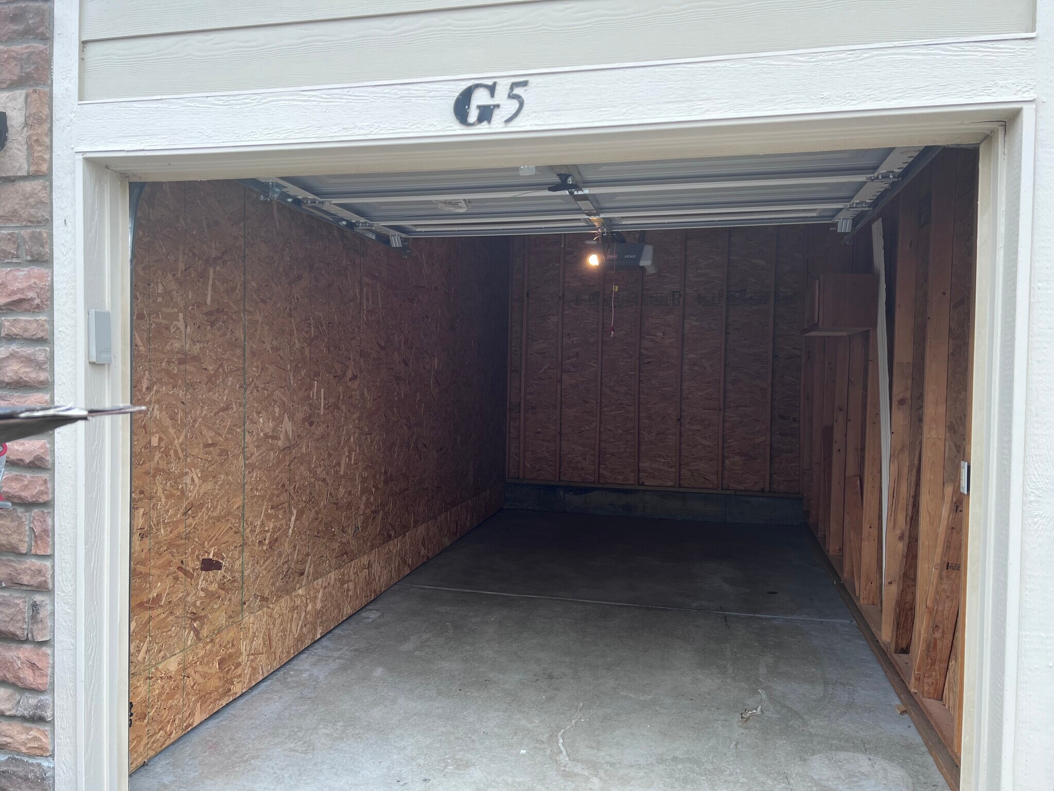 garage - 15800 E 121st Ave
