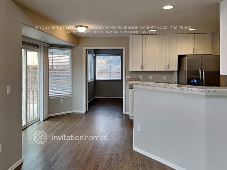 Building Photo - 3731 Sawgrass Trail