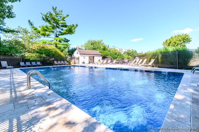 Building Photo - 123 Harbor Dr