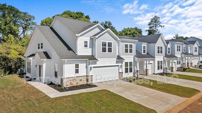 Building Photo - 1572 Shallons Ct
