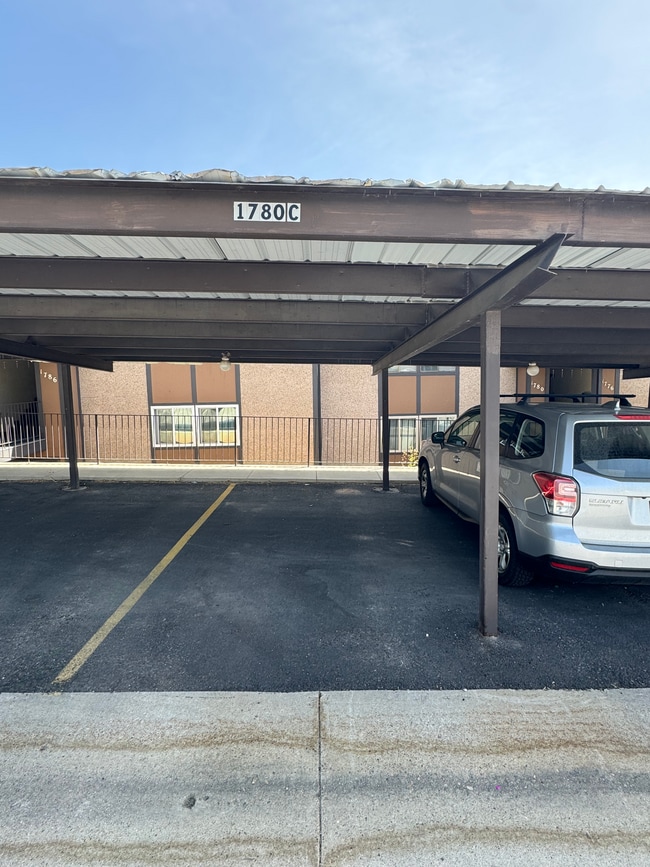 Building Photo - 1780 E 5625 S