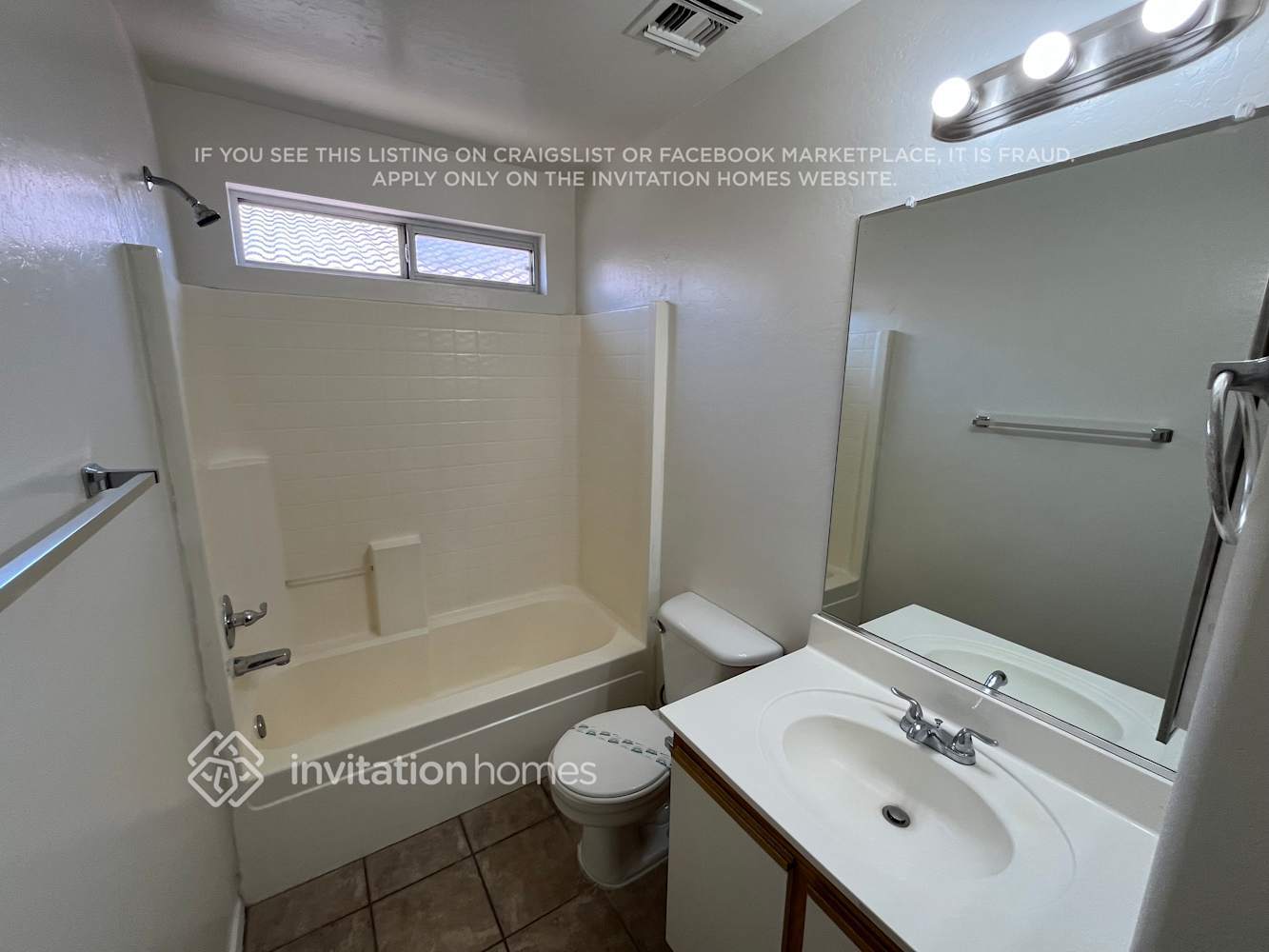 Building Photo - 12924 N Primrose St