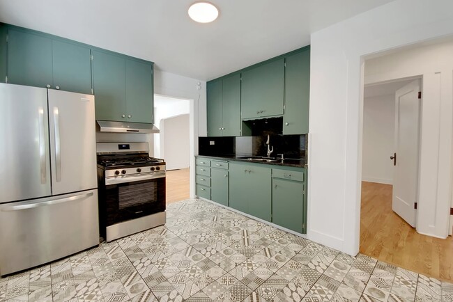 Building Photo - 754 E 1700 S