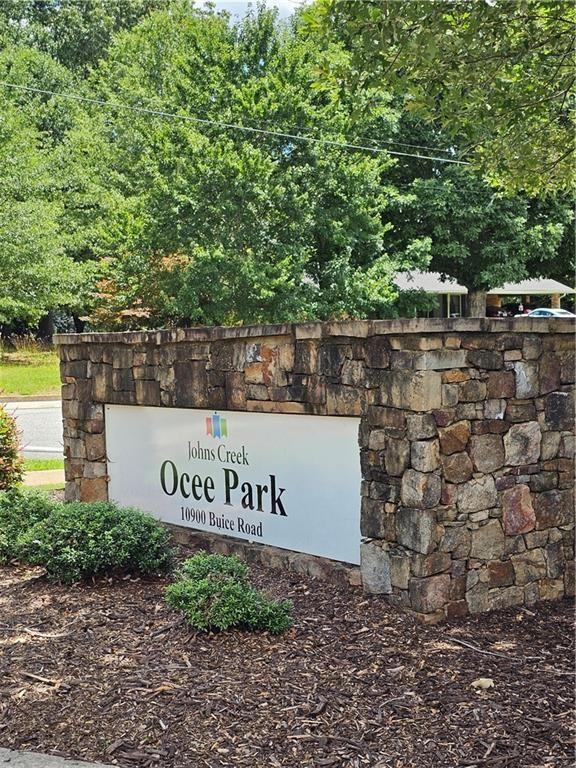 Building Photo - 10805 Pinewalk Forest Cir