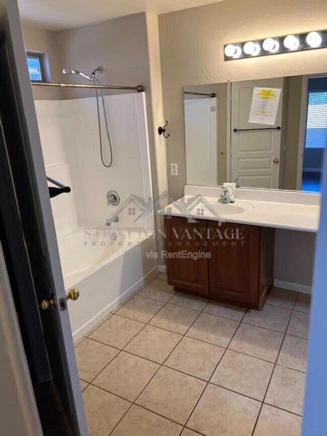 Building Photo - 11429 W Austin Thomas Dr