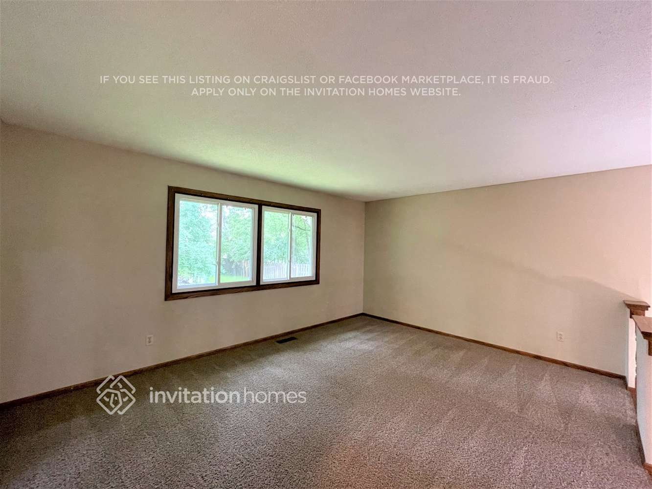 Building Photo - 5325 W 140th St