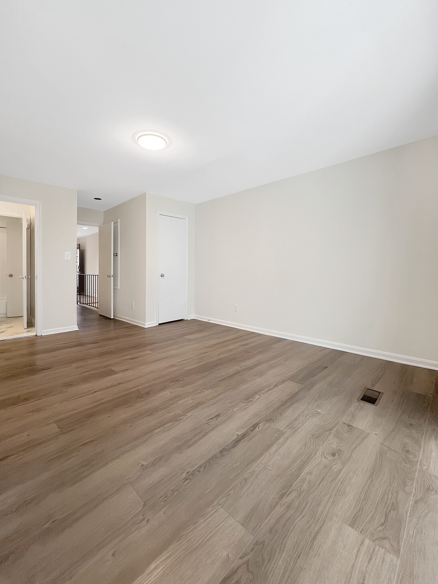Building Photo - 1715 15th St NW